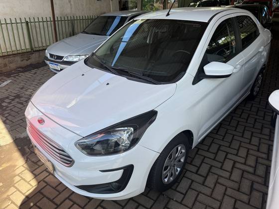 FORD KA 1.5 TI-VCT FLEX SE SEDAN MANUAL FORD KA 1.5 TI-VCT FLEX SE SEDAN MANUAL